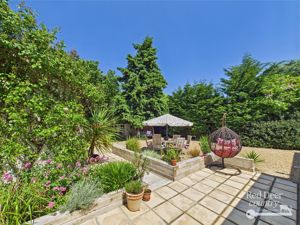 Patio- click for photo gallery